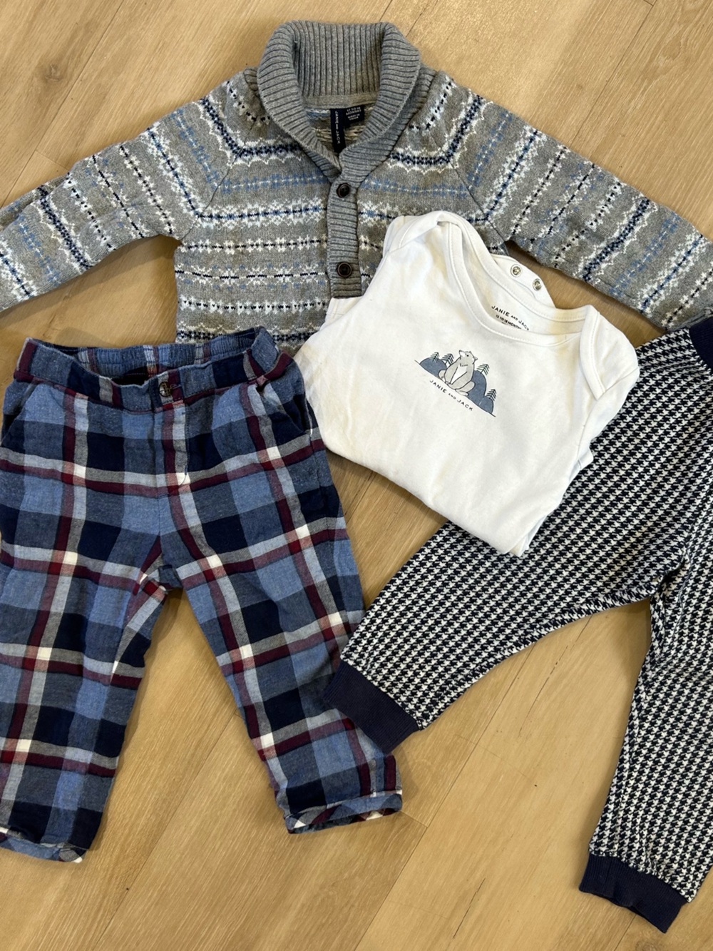 Janie and Jack Baby Outfit Set - White, Gray, Blue Plaid
